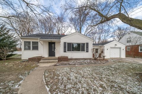 912 W Silver Lake Road Fenton City MI 48430