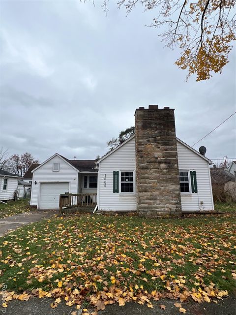 1509 Monroe Street Saginaw City MI 48602