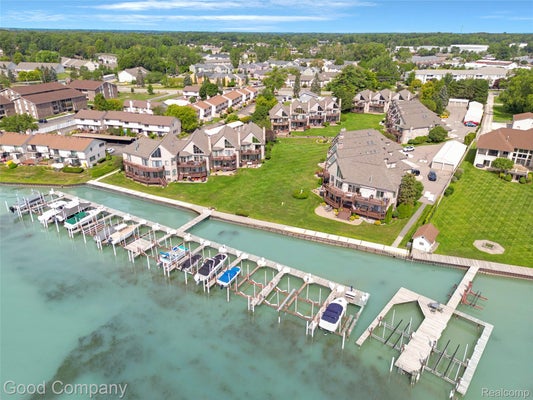 50684 HARBOUR VIEW DR N, NEW BALTIMORE, MI 48047 - Image 2a03b44d3fb90961a0d82ec4368fce7e/162539977