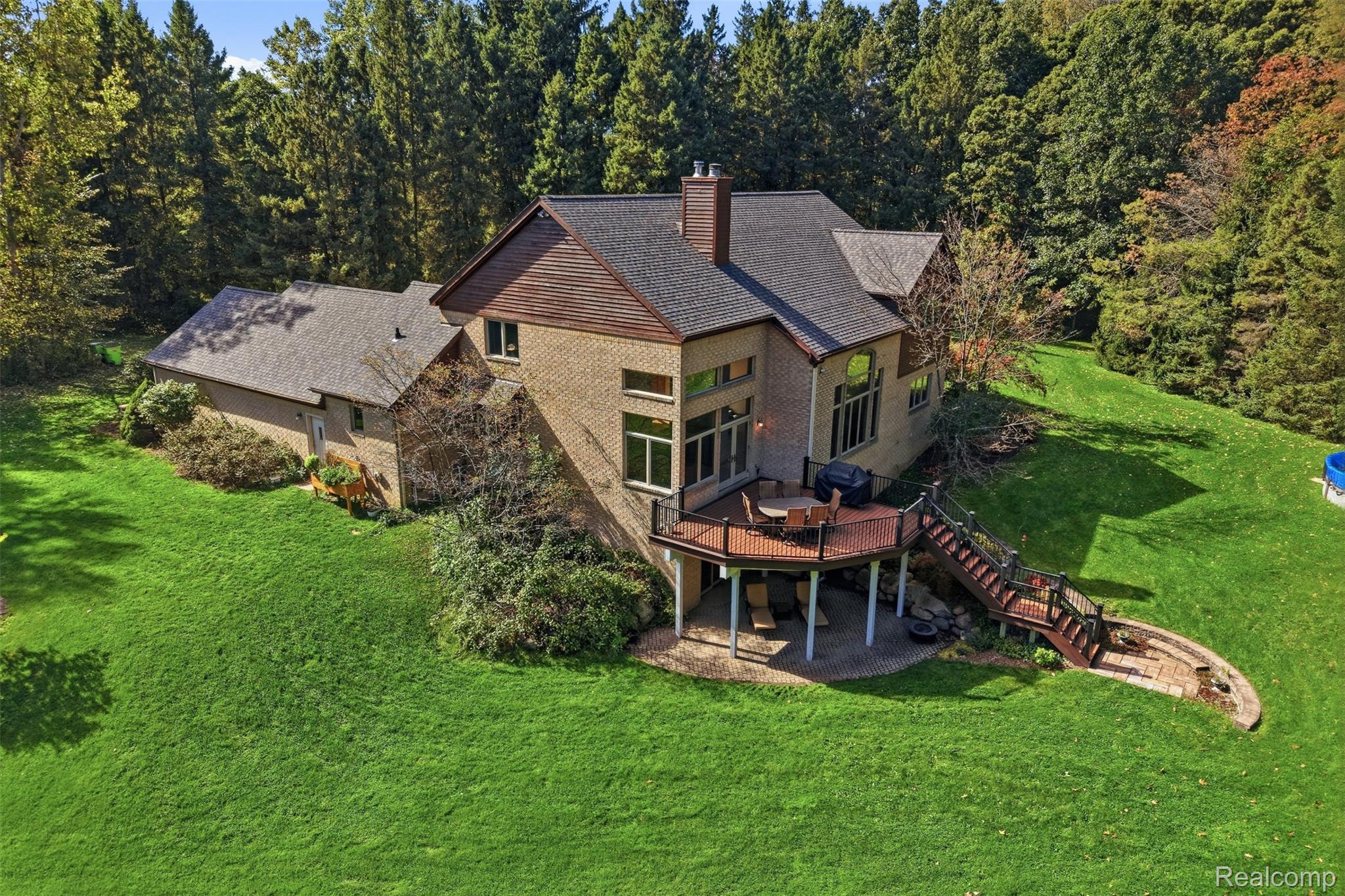 4444 Rolling Acres Drive