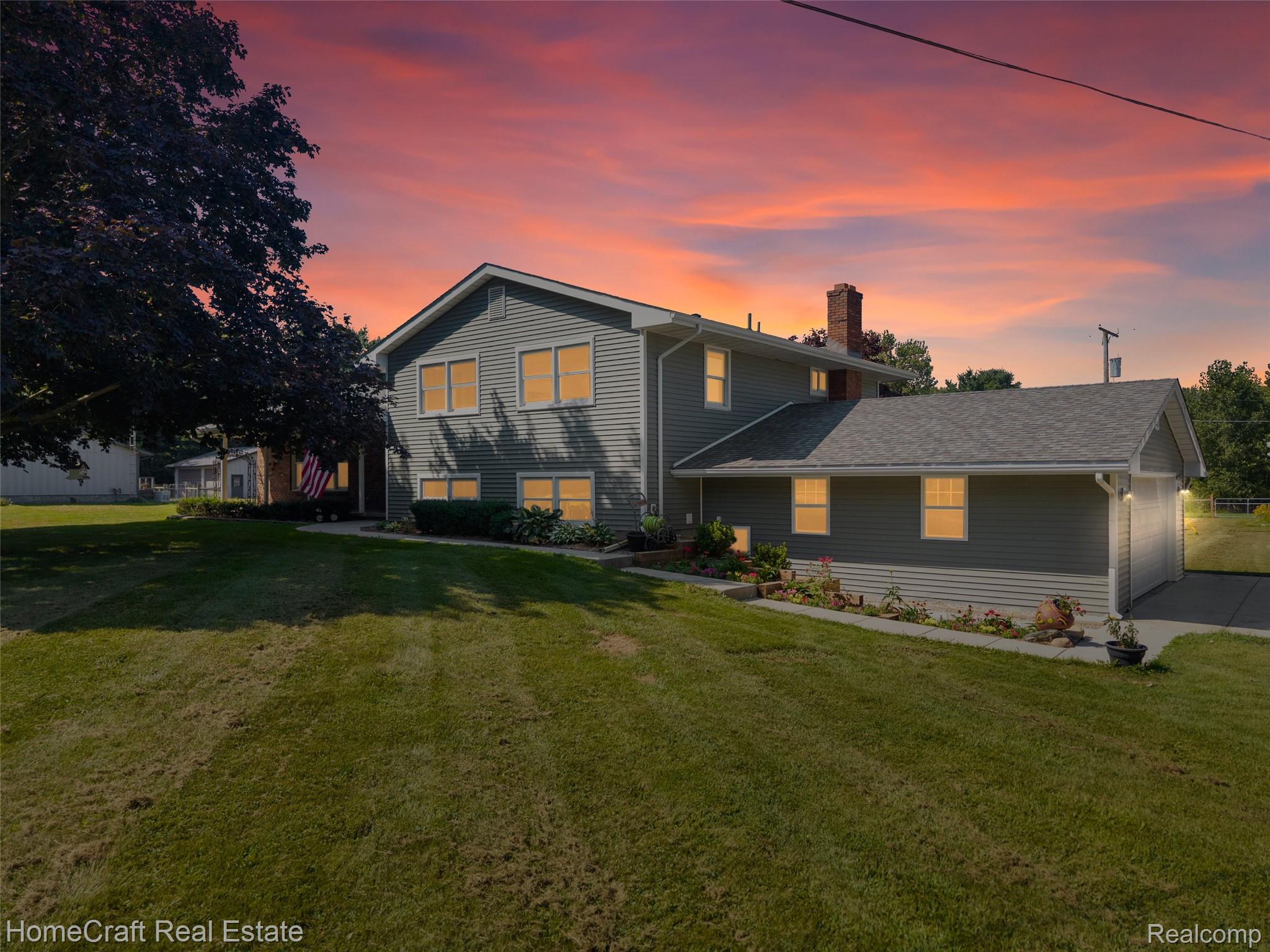 6211 NOLLAR Road