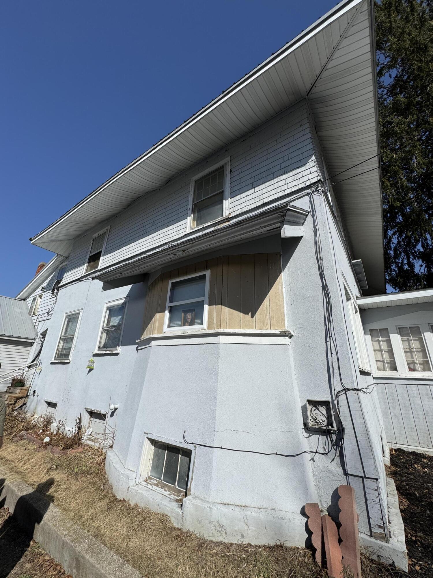 127 N Camburn Street
