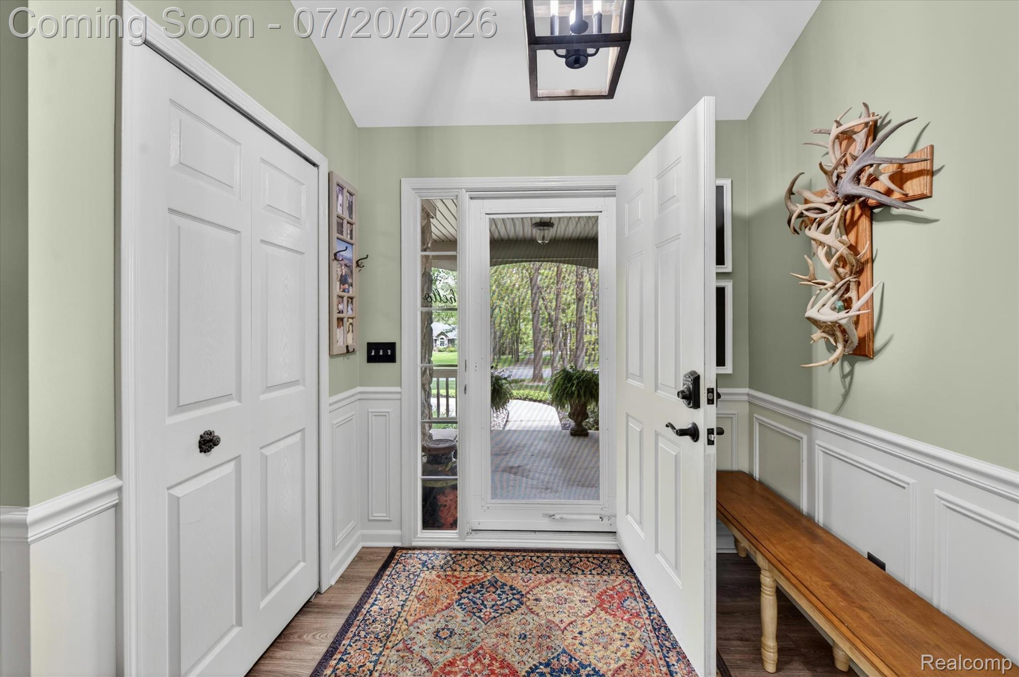 2111 Moorlands View