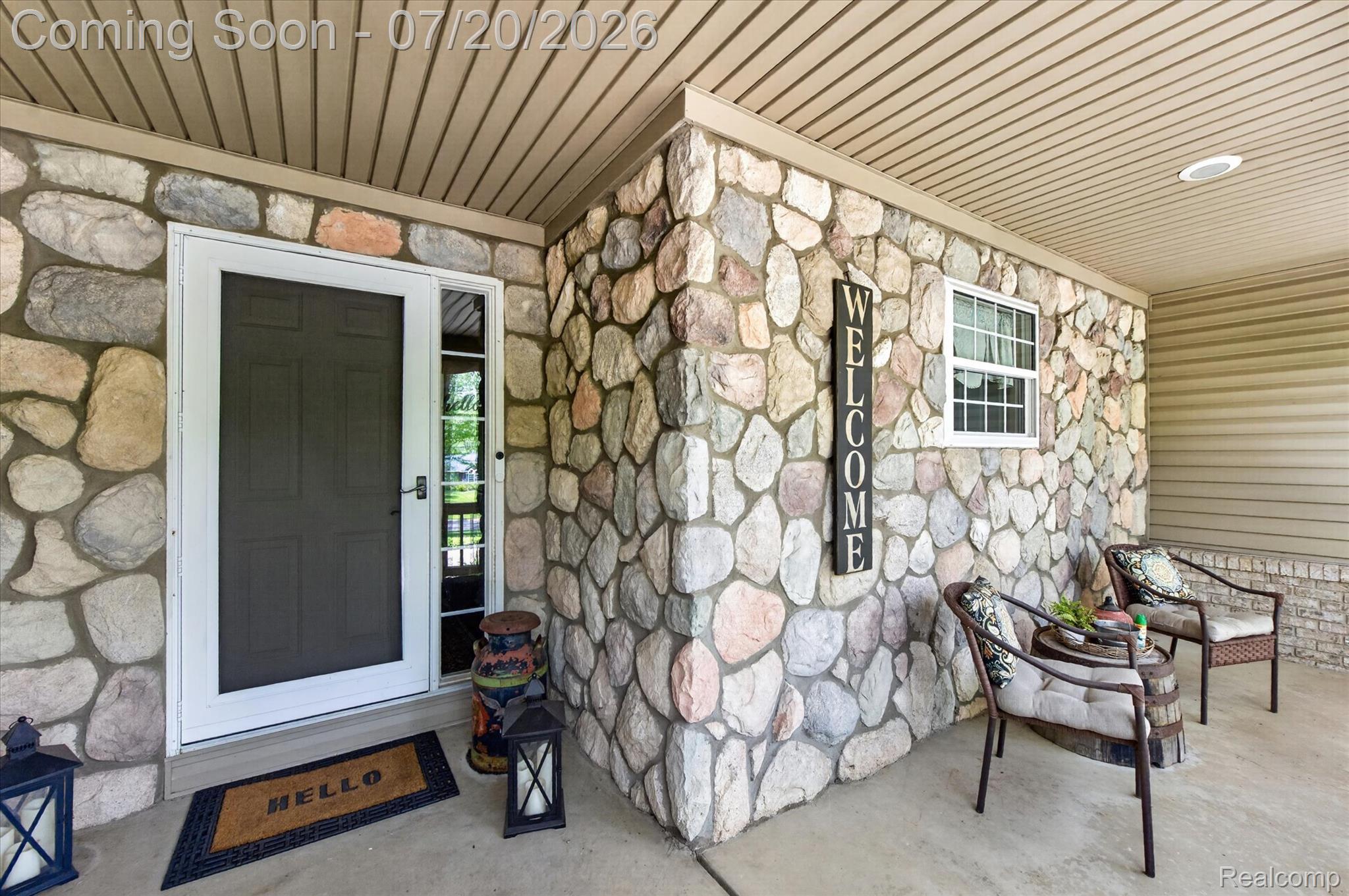 2111 Moorlands View