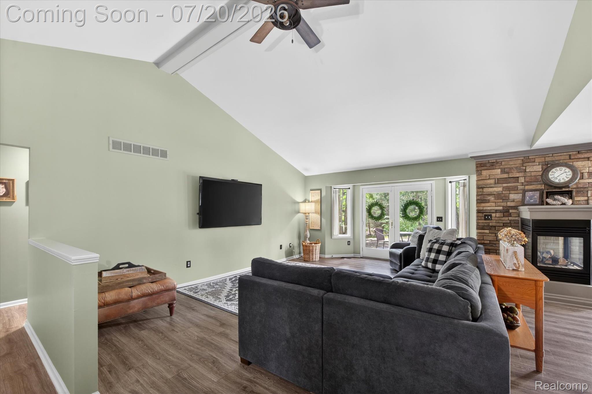 2111 Moorlands View