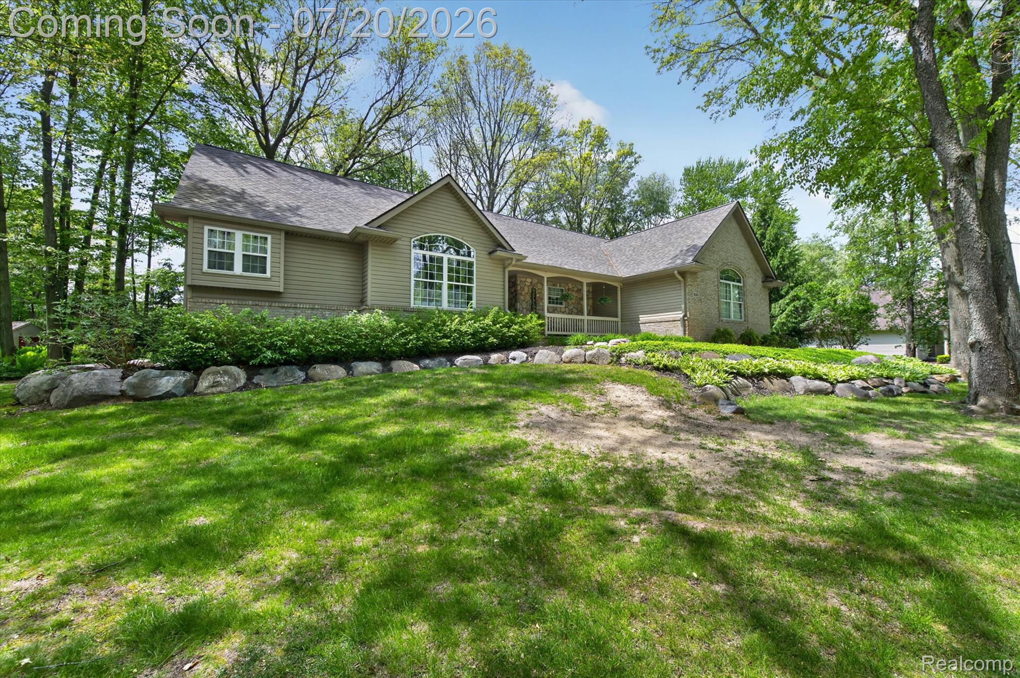 2111 Moorlands View