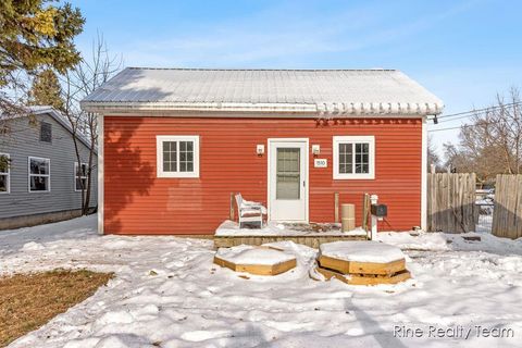 1510 W Stewart Street Owosso City MI 48867