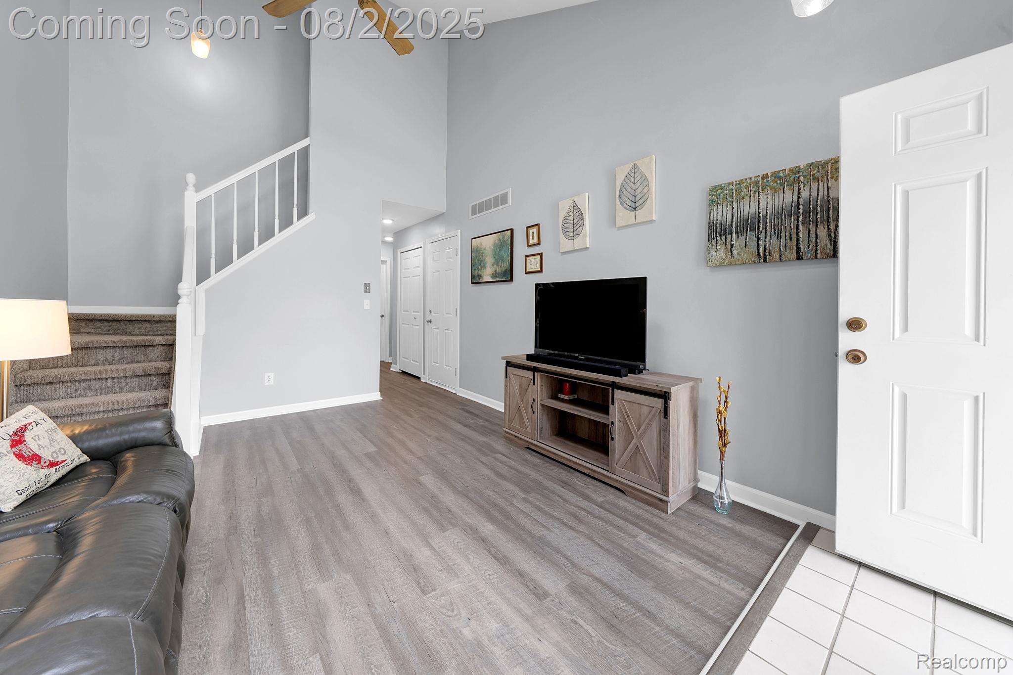 1844 N Pontiac Trail