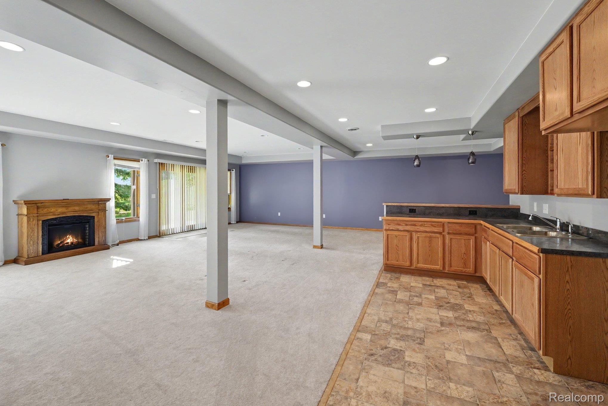 1007 Foxglove Lane