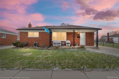 12918 Baird Avenue Warren City MI 48088