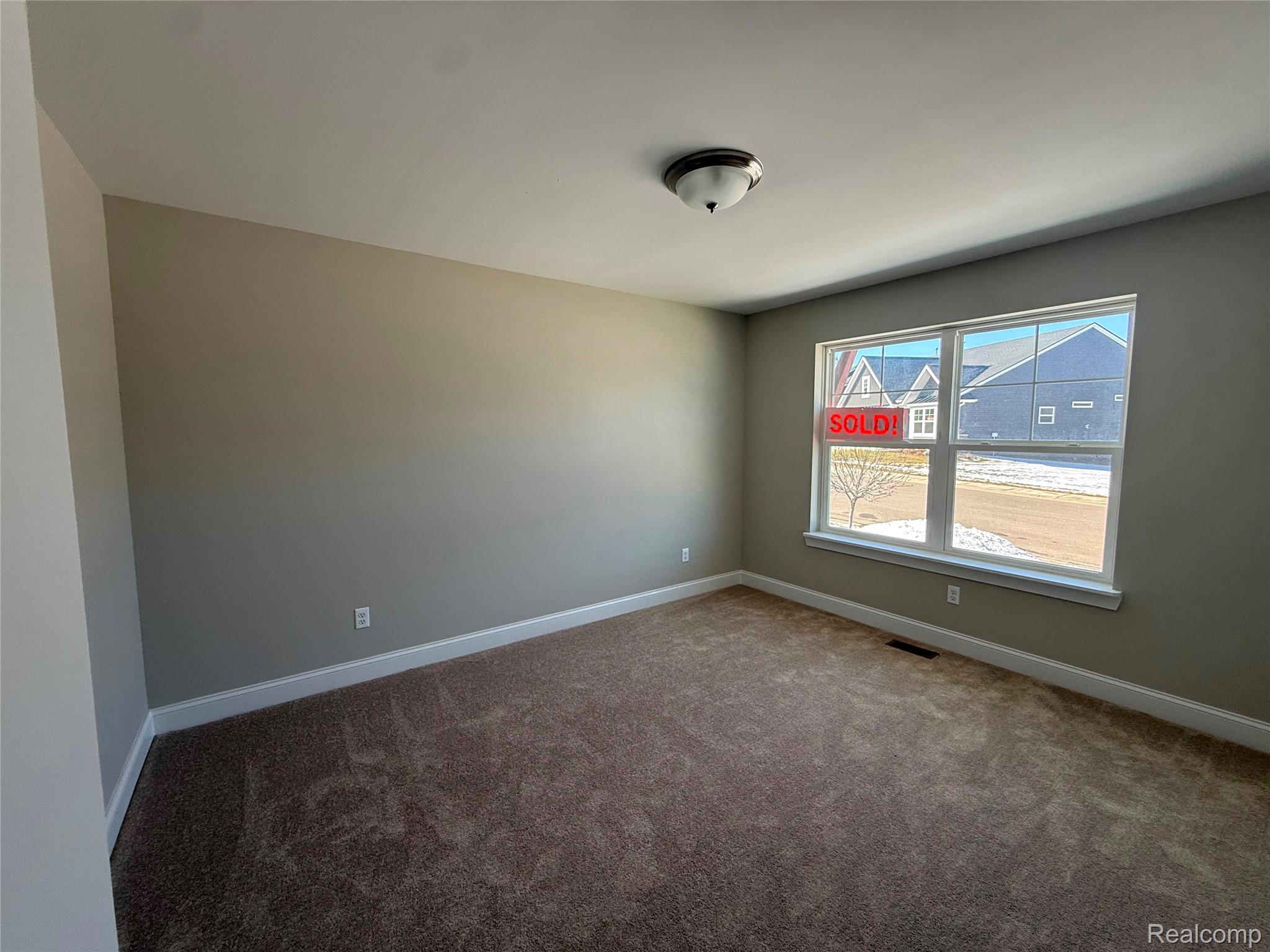 1025 CAMELLIA Circle 41