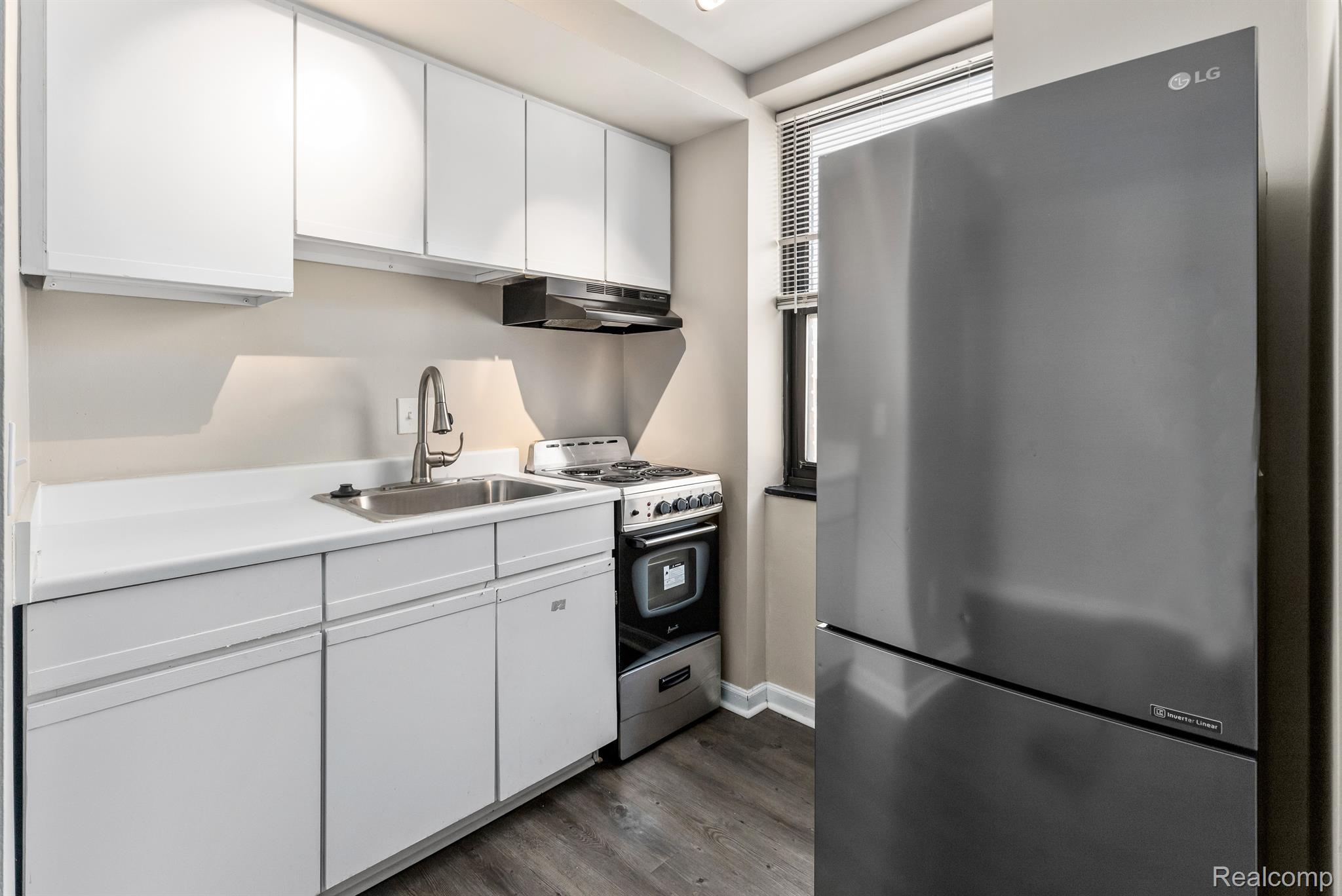 Detroit, Michigan 48202, United States, 1 Bedroom Bedrooms, ,1 BathroomBathrooms,Residential,Active,36744