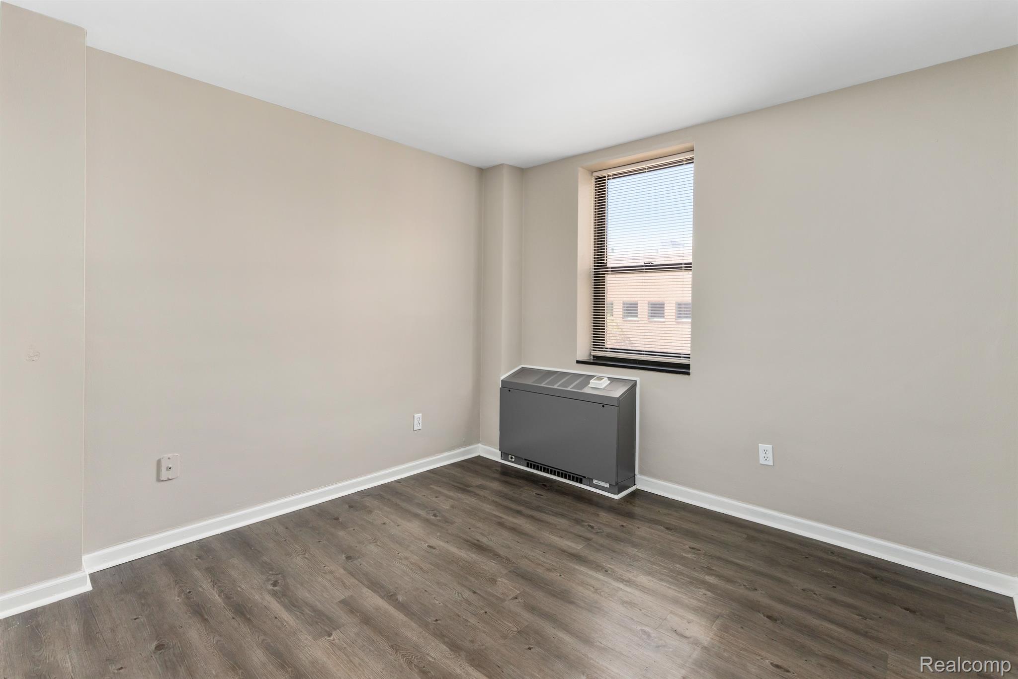 Detroit, Michigan 48202, United States, 1 Bedroom Bedrooms, ,1 BathroomBathrooms,Residential,Active,36744