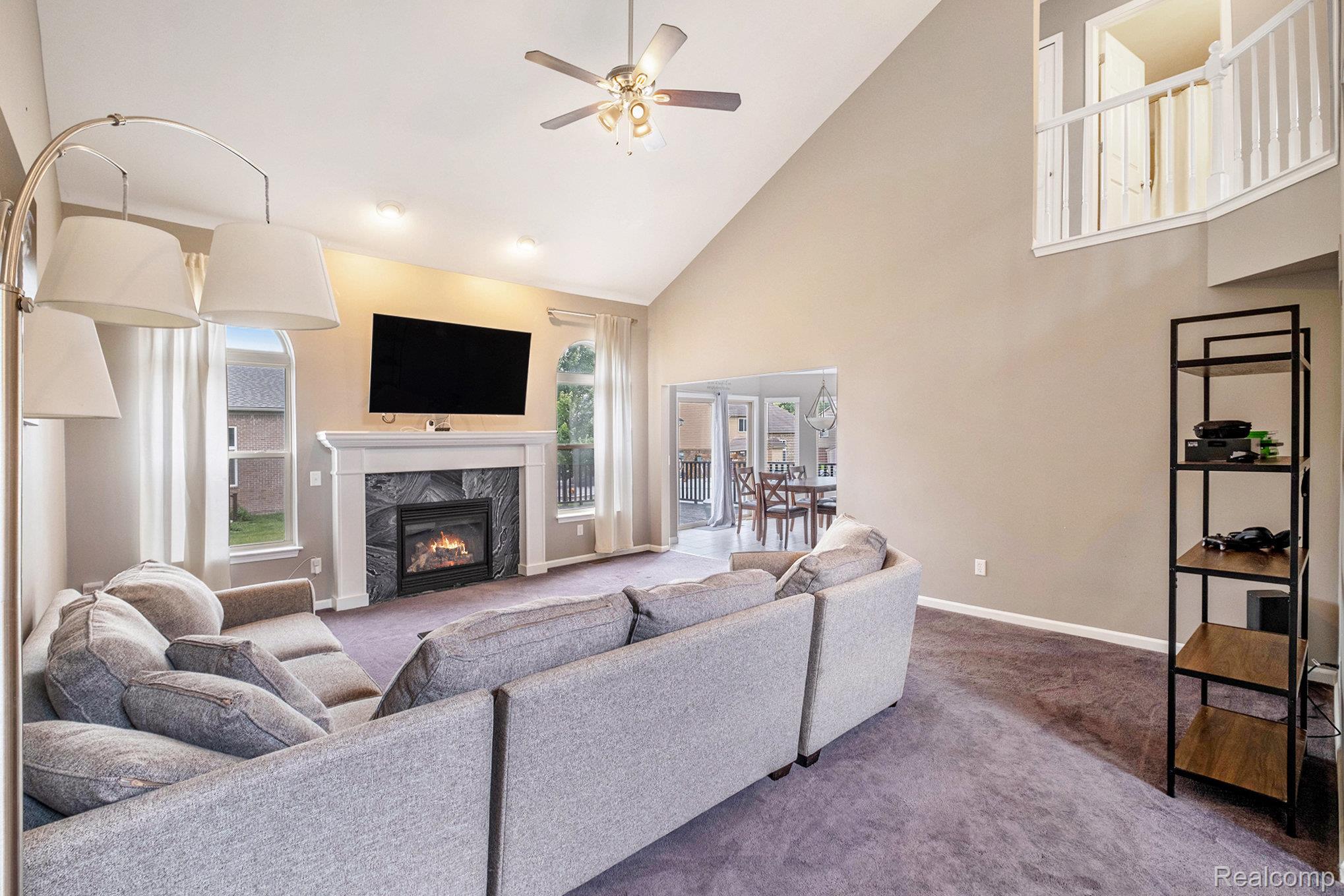 724 Pinecreek Drive