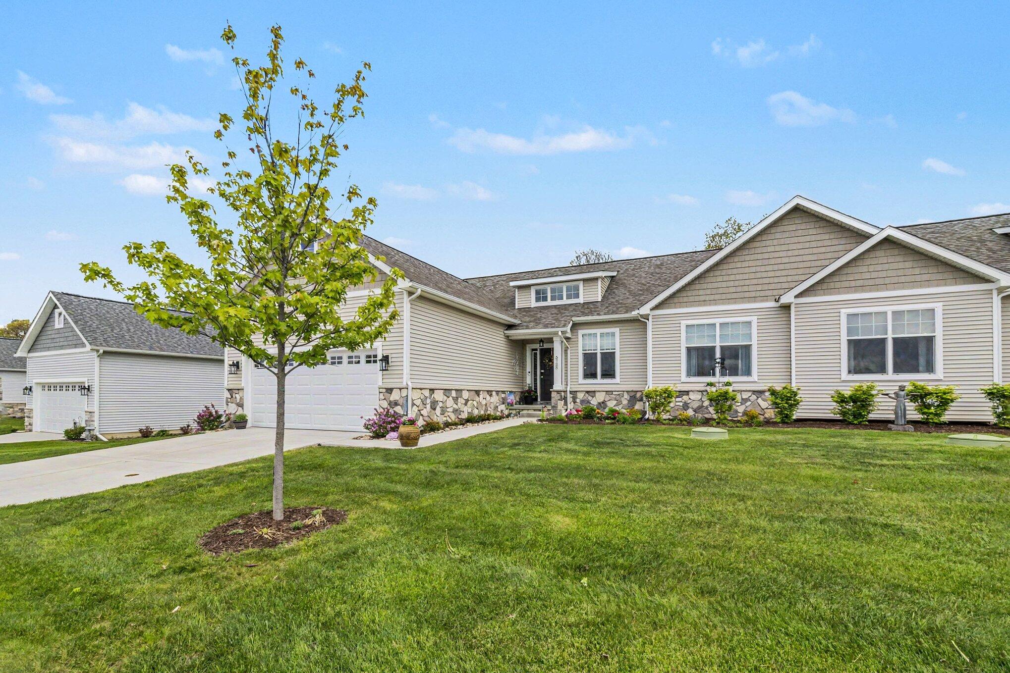 5725 Trail Side Lane