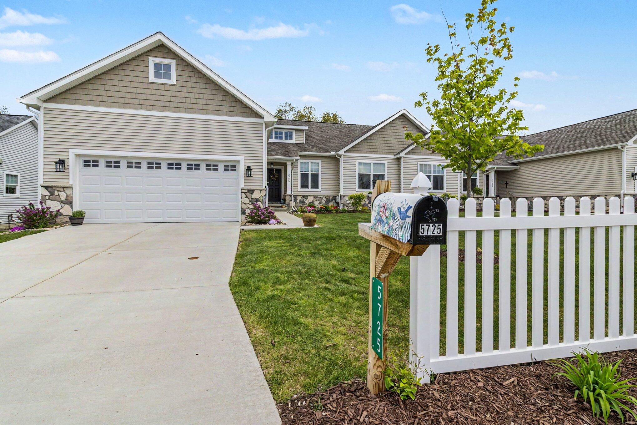 5725 Trail Side Lane
