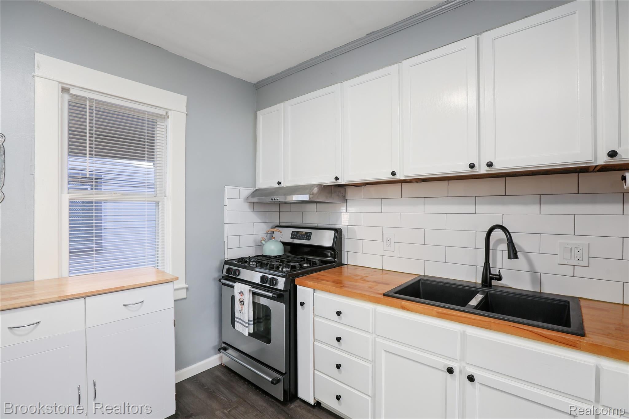437 W Bennett Avenue