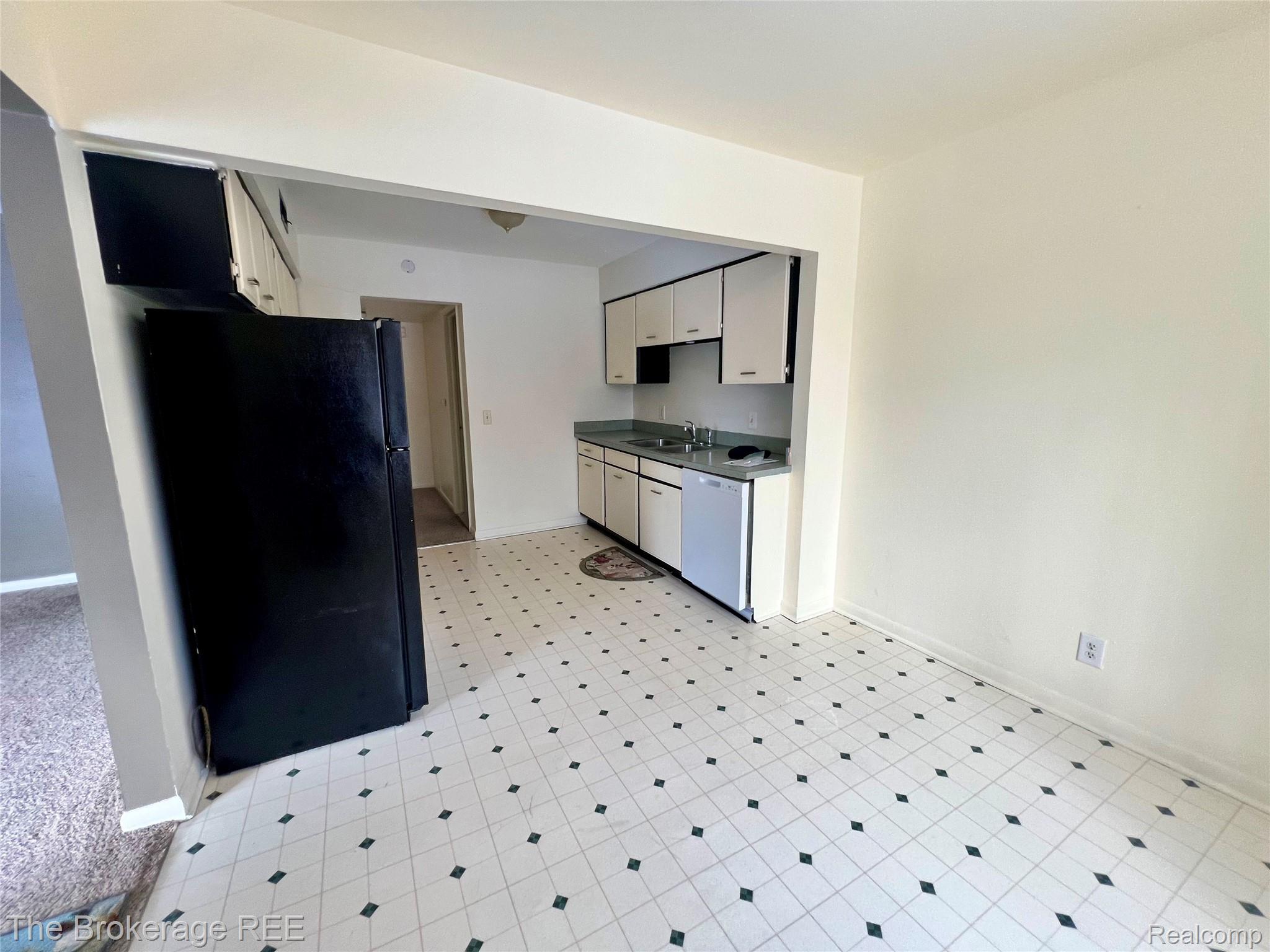 407 W Highland Road A4