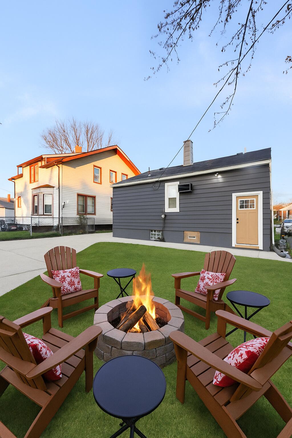 23039 Cushing Avenue