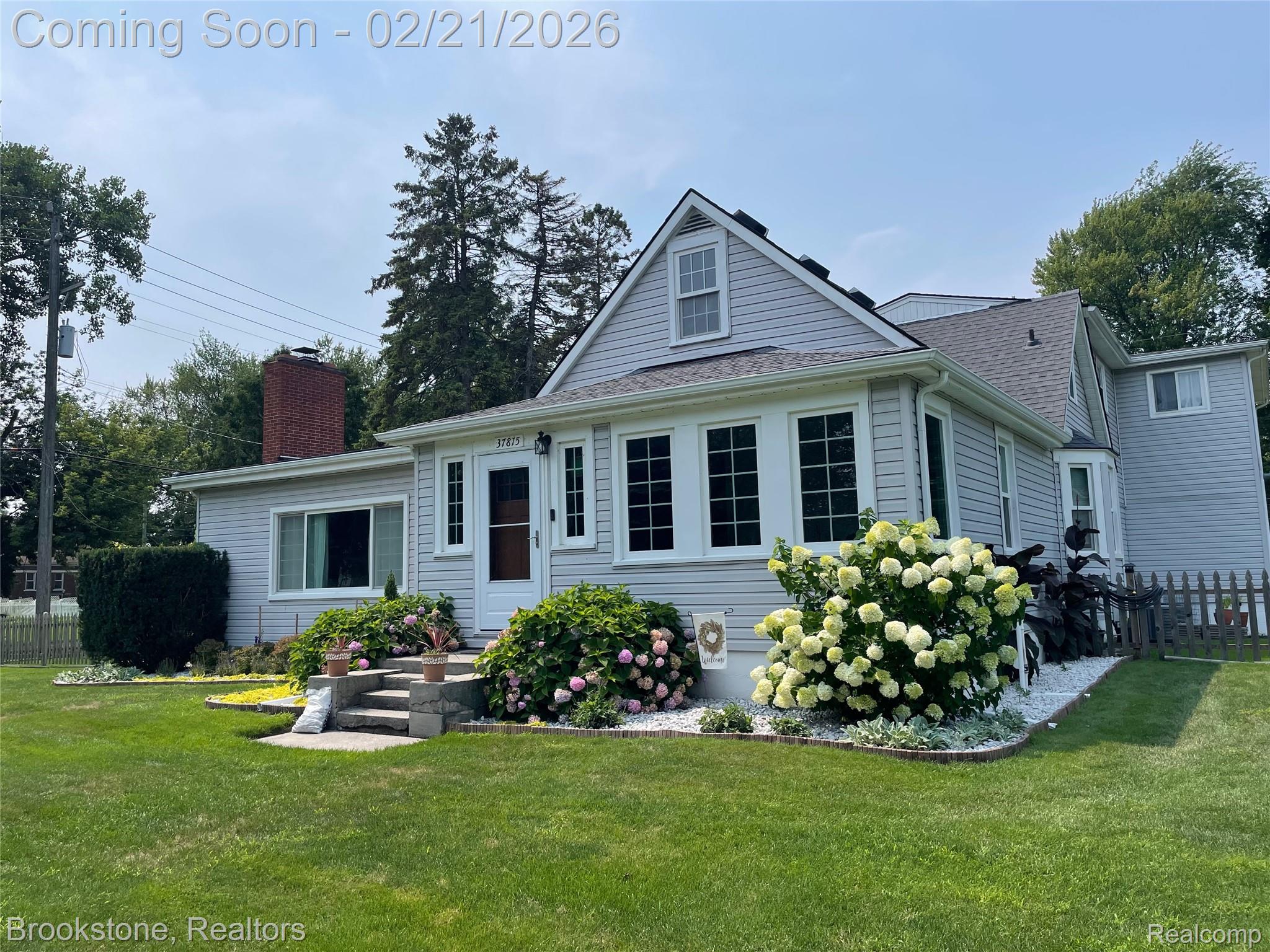 37815 Pineridge Street