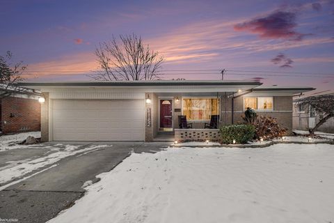 11152 Hanna Drive Sterling Heights City MI 48312