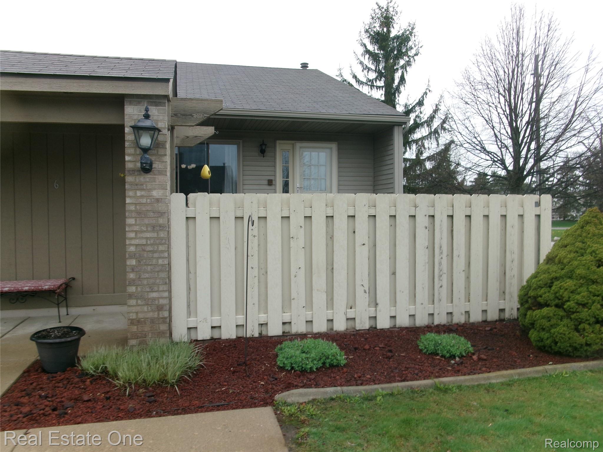 61960 Arlington Circle 6