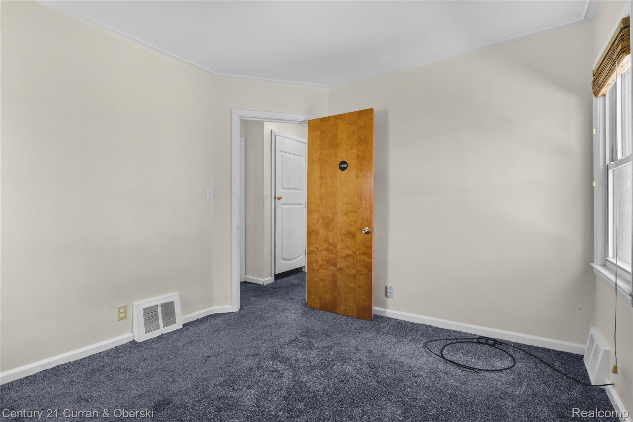 2214 N Lafayette Street
