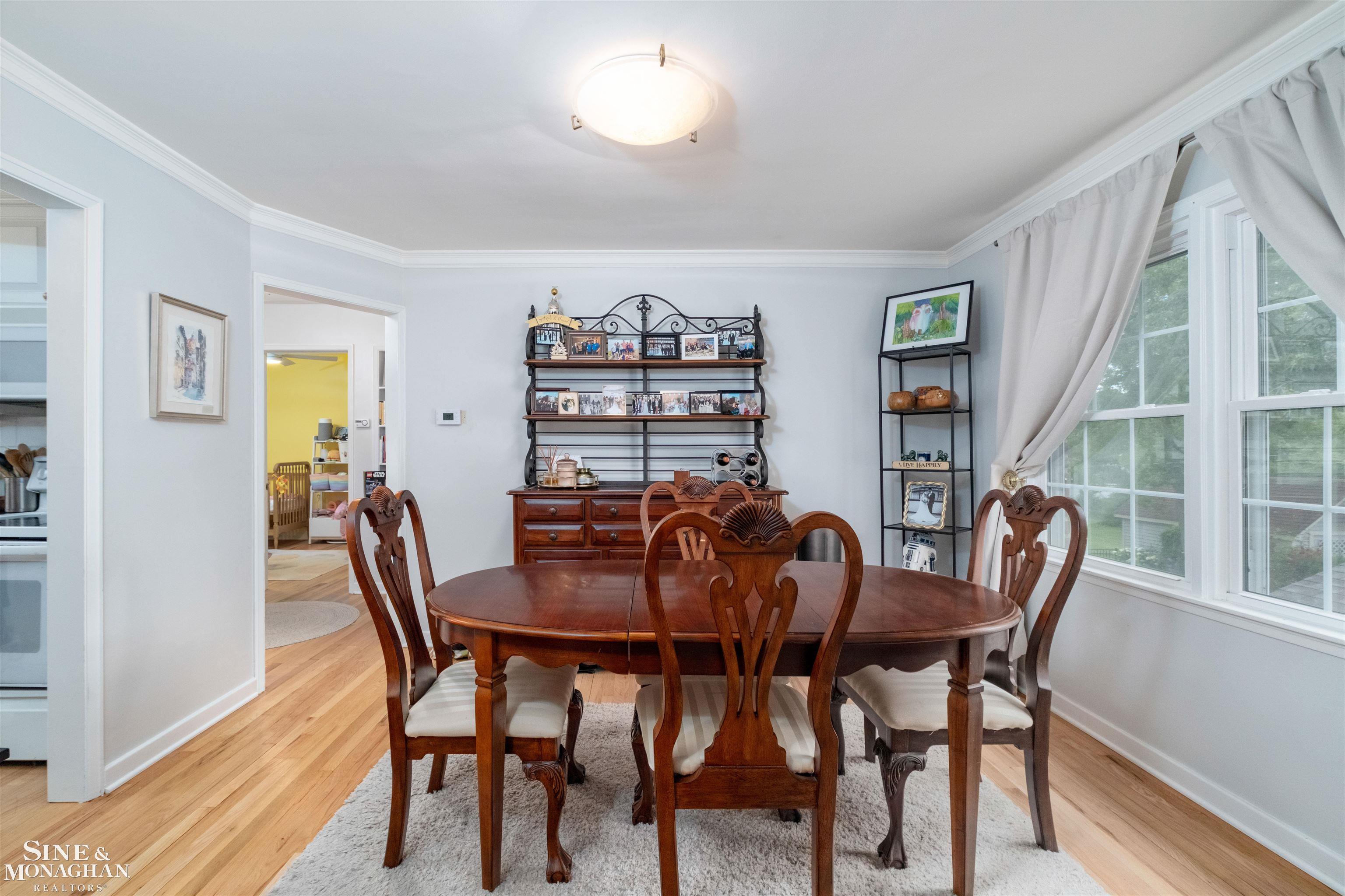493-495 Saint Clair Avenue