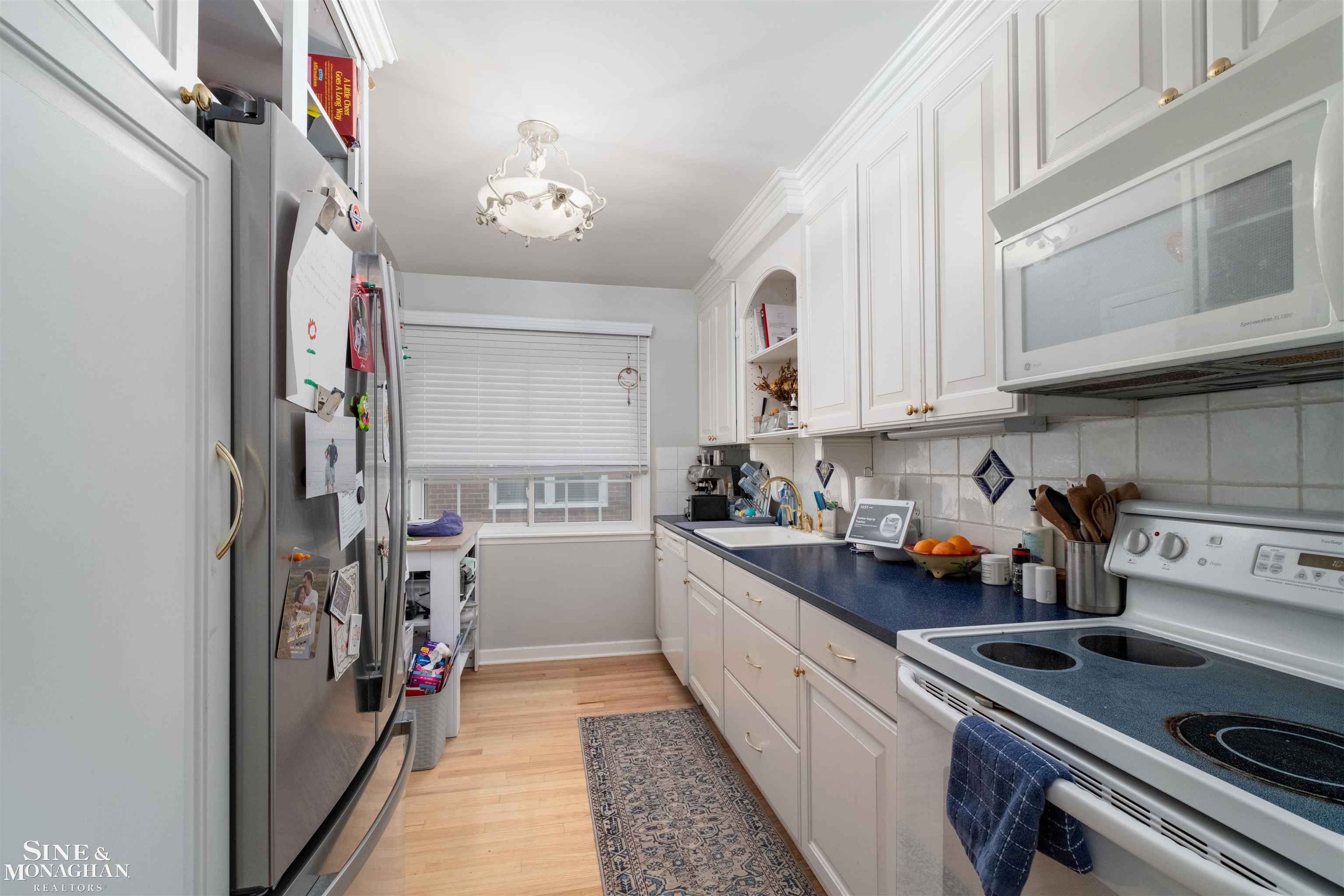 493-495 Saint Clair Avenue