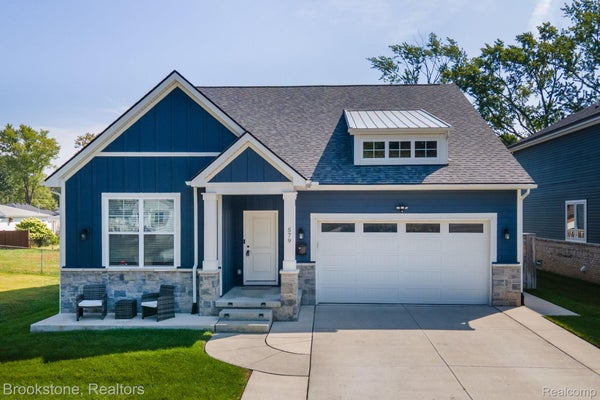 579 S BYWOOD AVE, CLAWSON, MI 48017 - Image 2a5c67cad525b7767a3e56fc2e2f64a3/4272301580