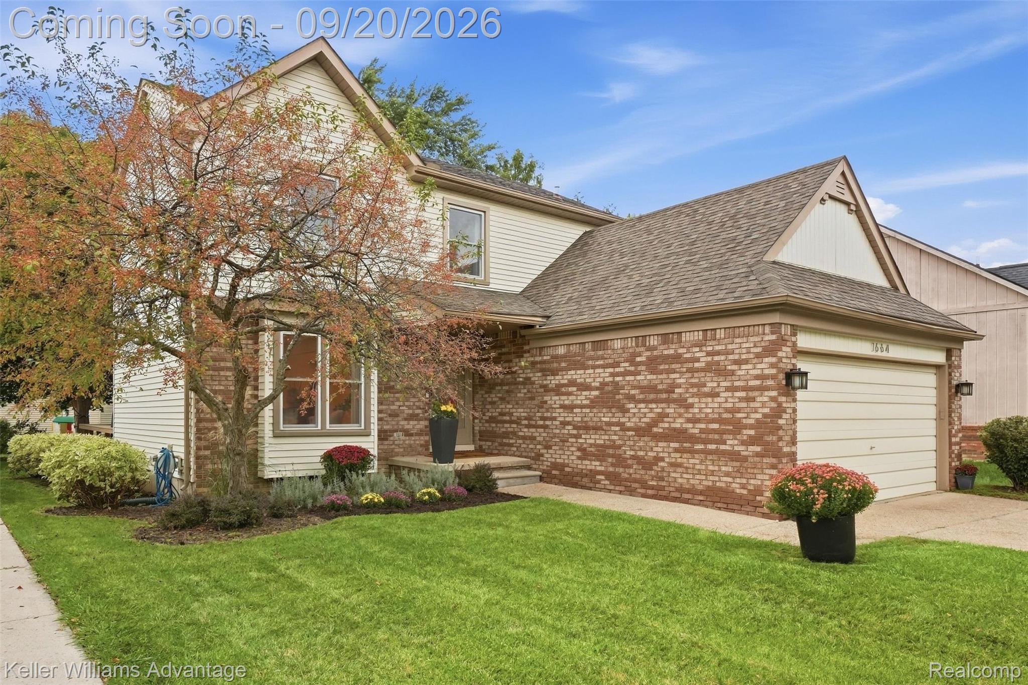 1664 Hanley Court