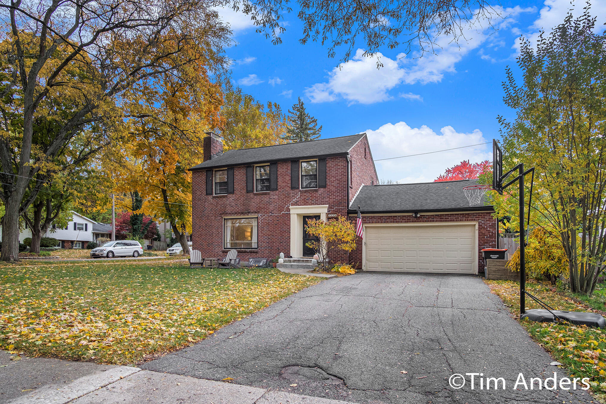 2324 Estelle Drive SE