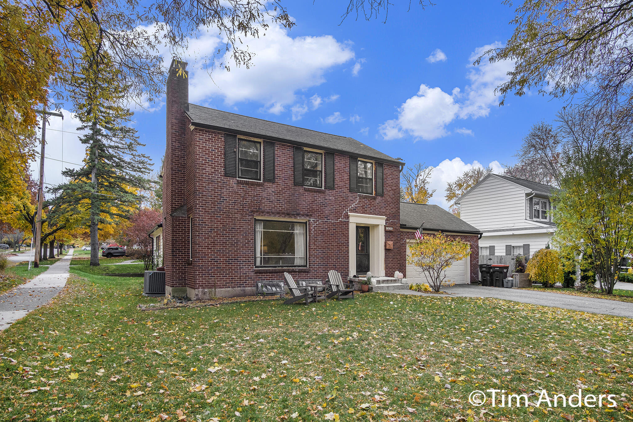 2324 Estelle Drive SE