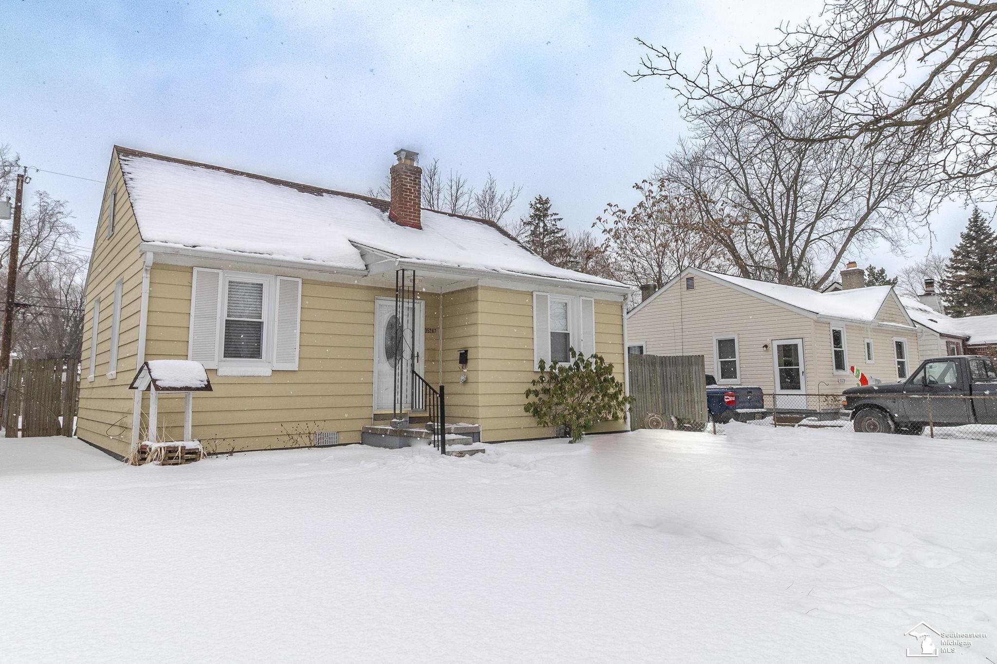 35247 Currier Street