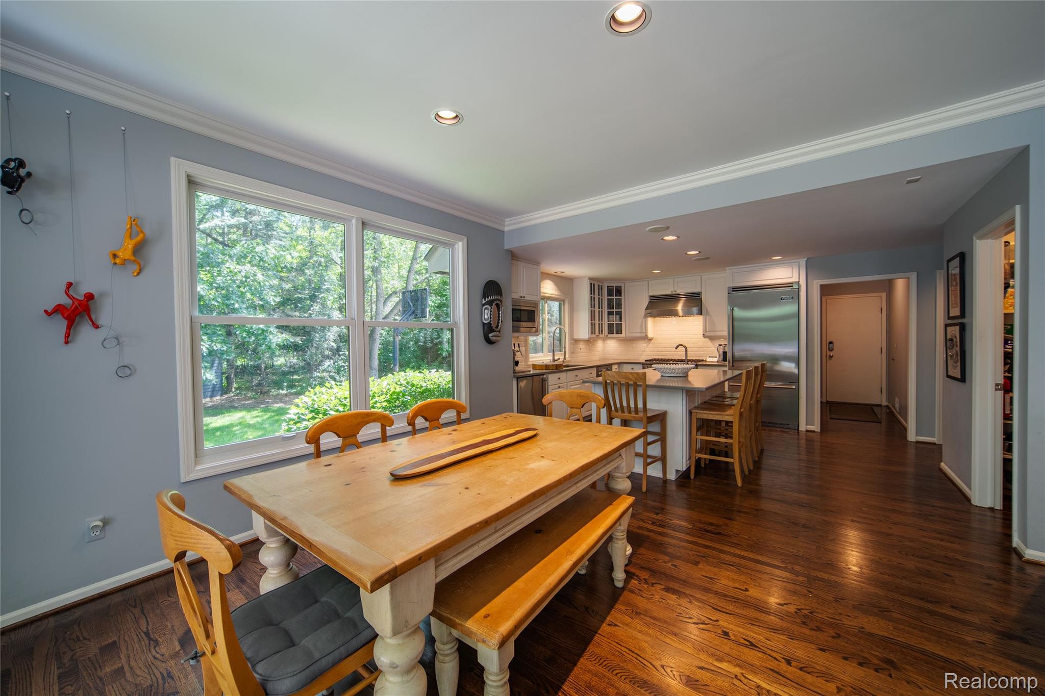 7422 Autumn Hill Drive