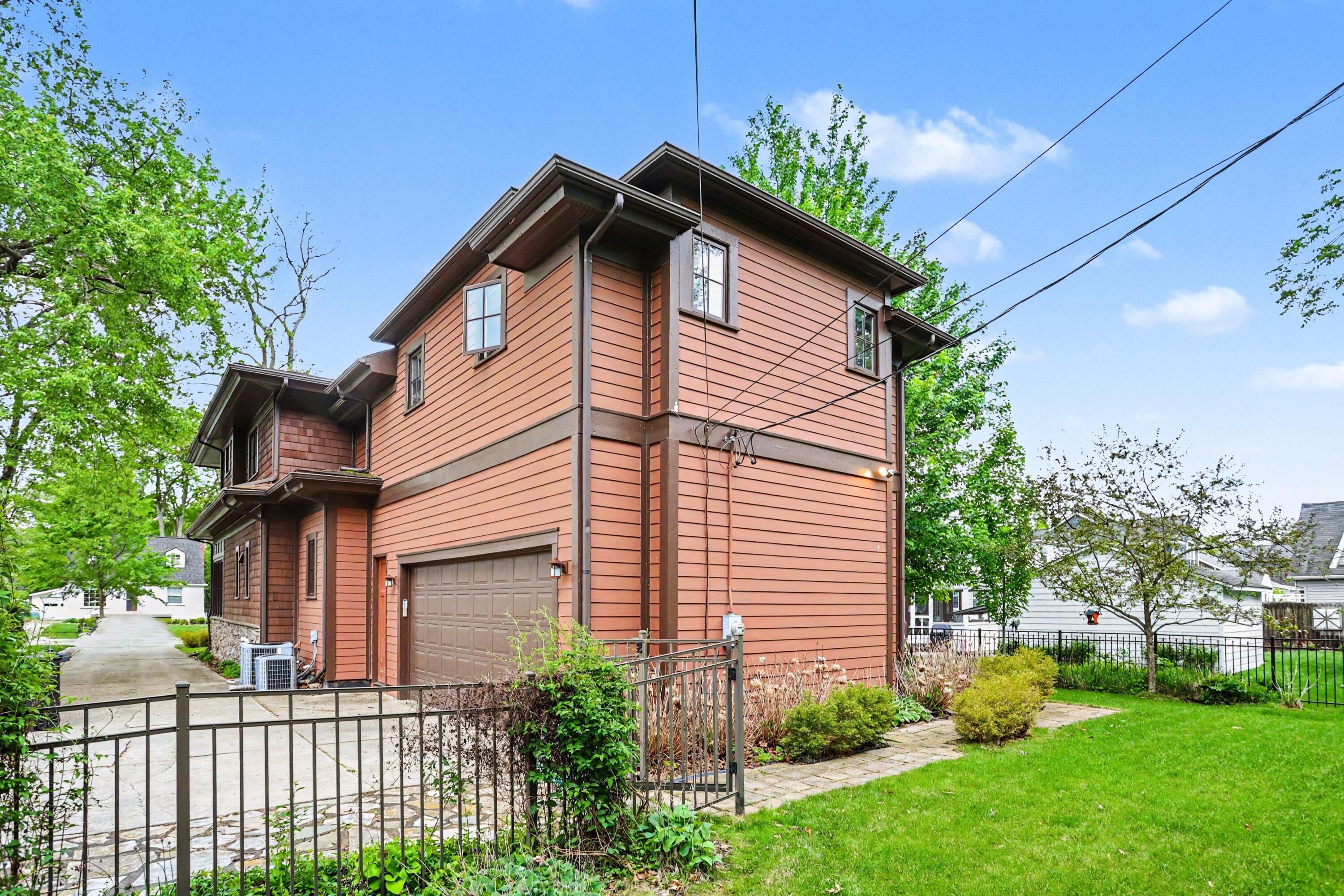 1523 Villa Road
