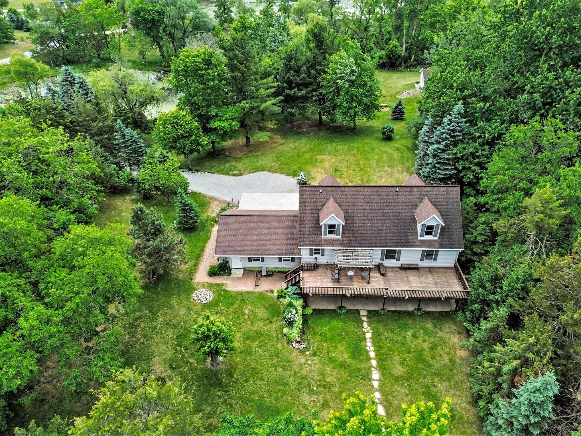 10130 Emerald Court
