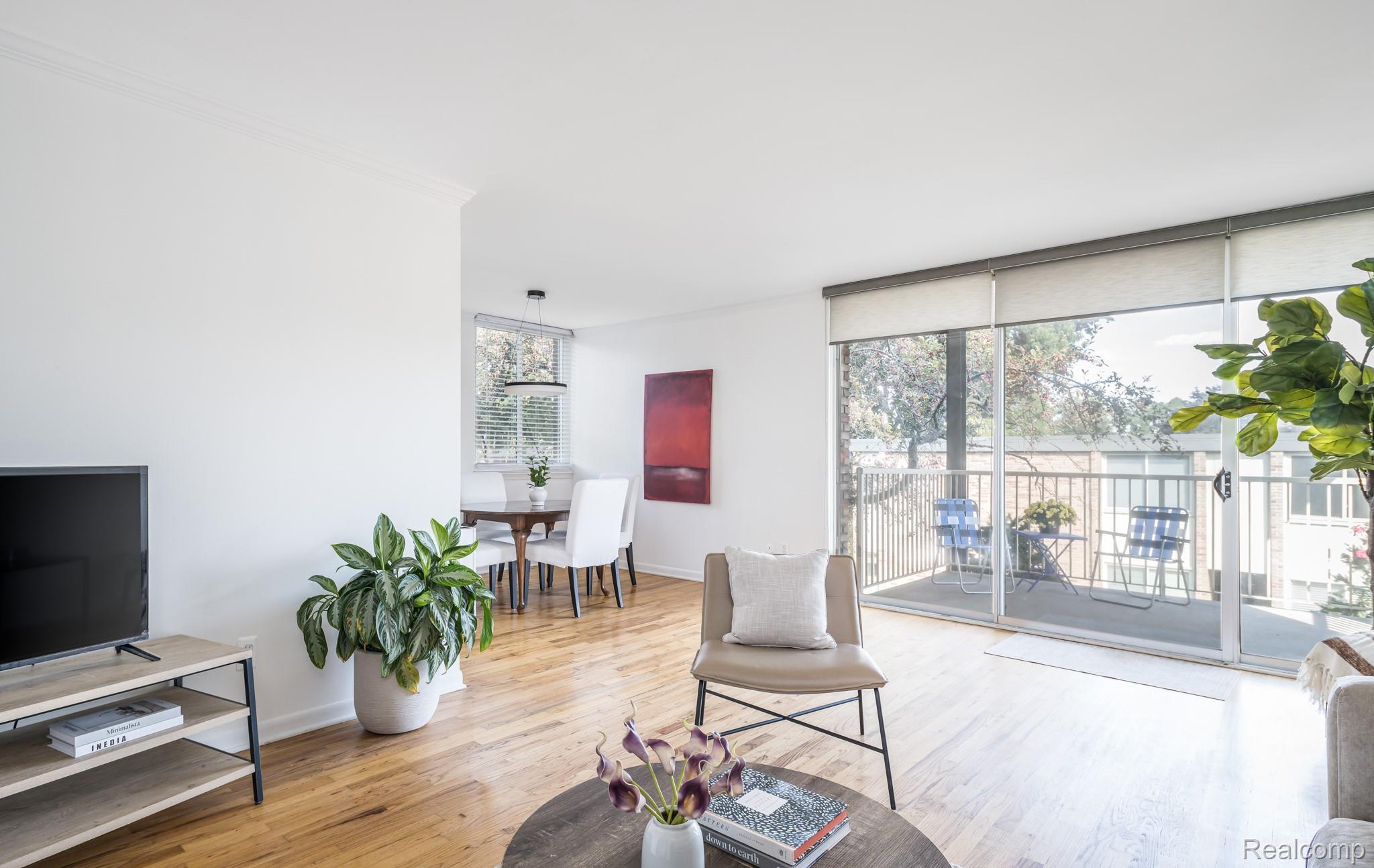 4049 W Maple Road A205