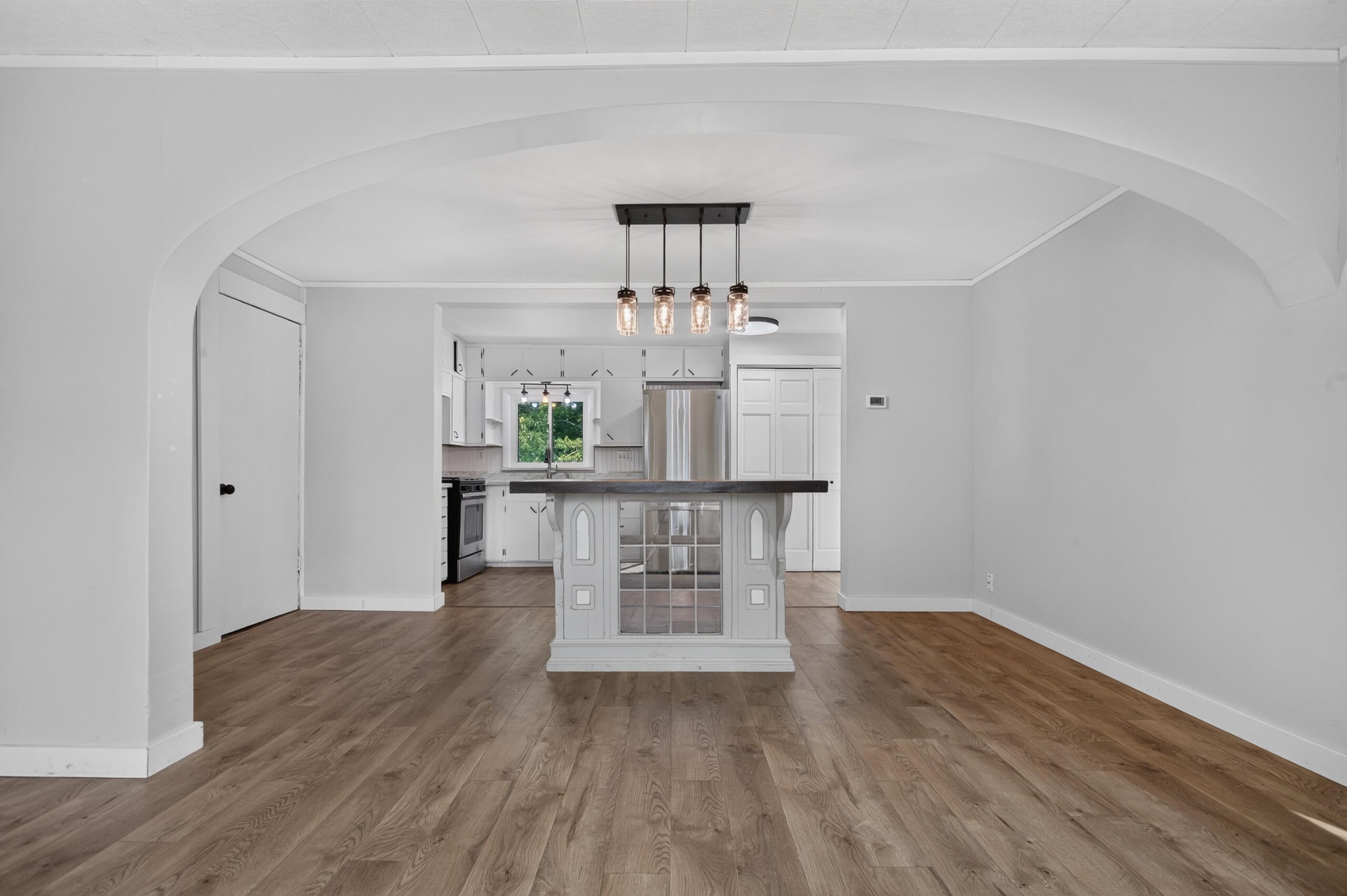 175 S Howell Street