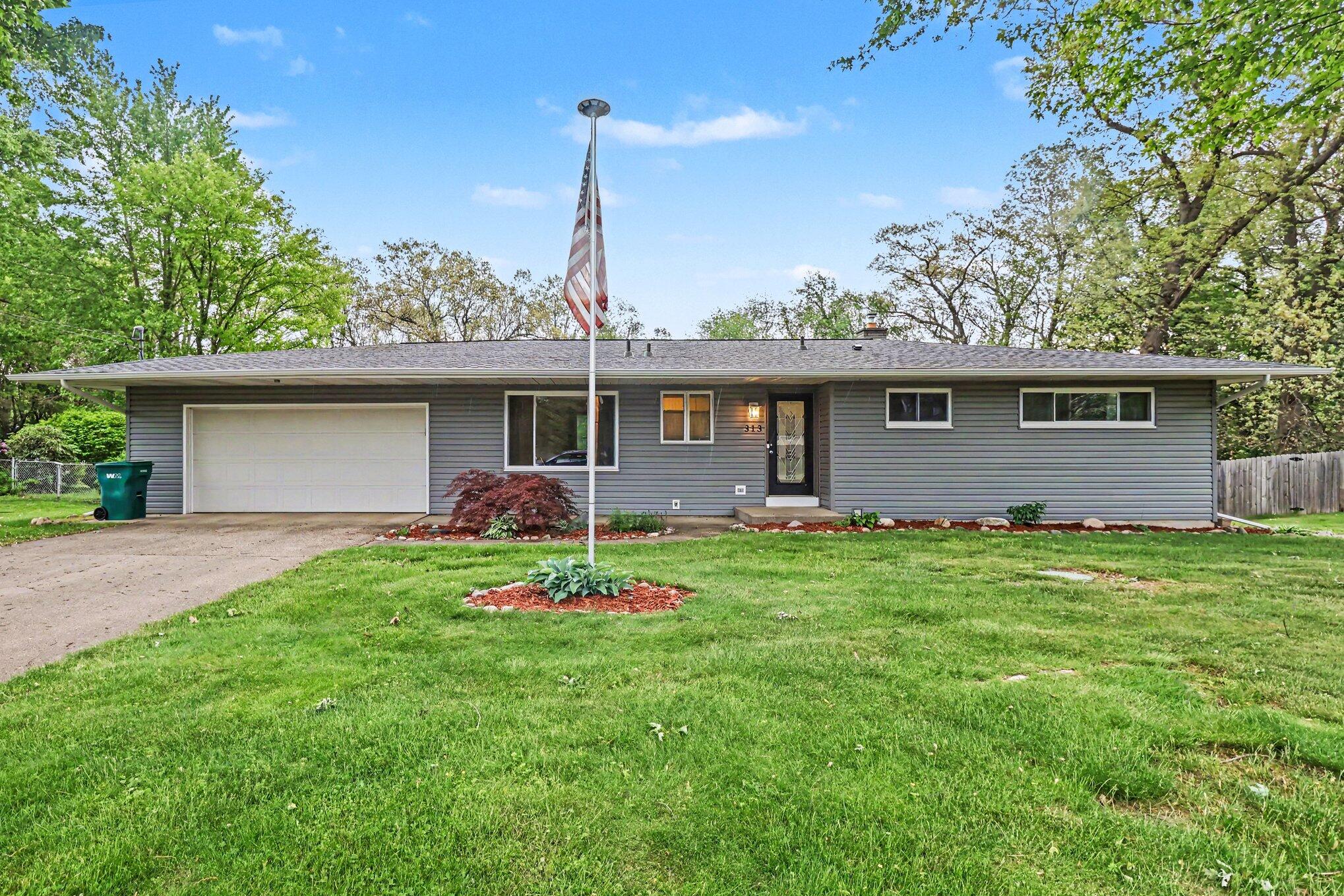 313 Thelma Drive
