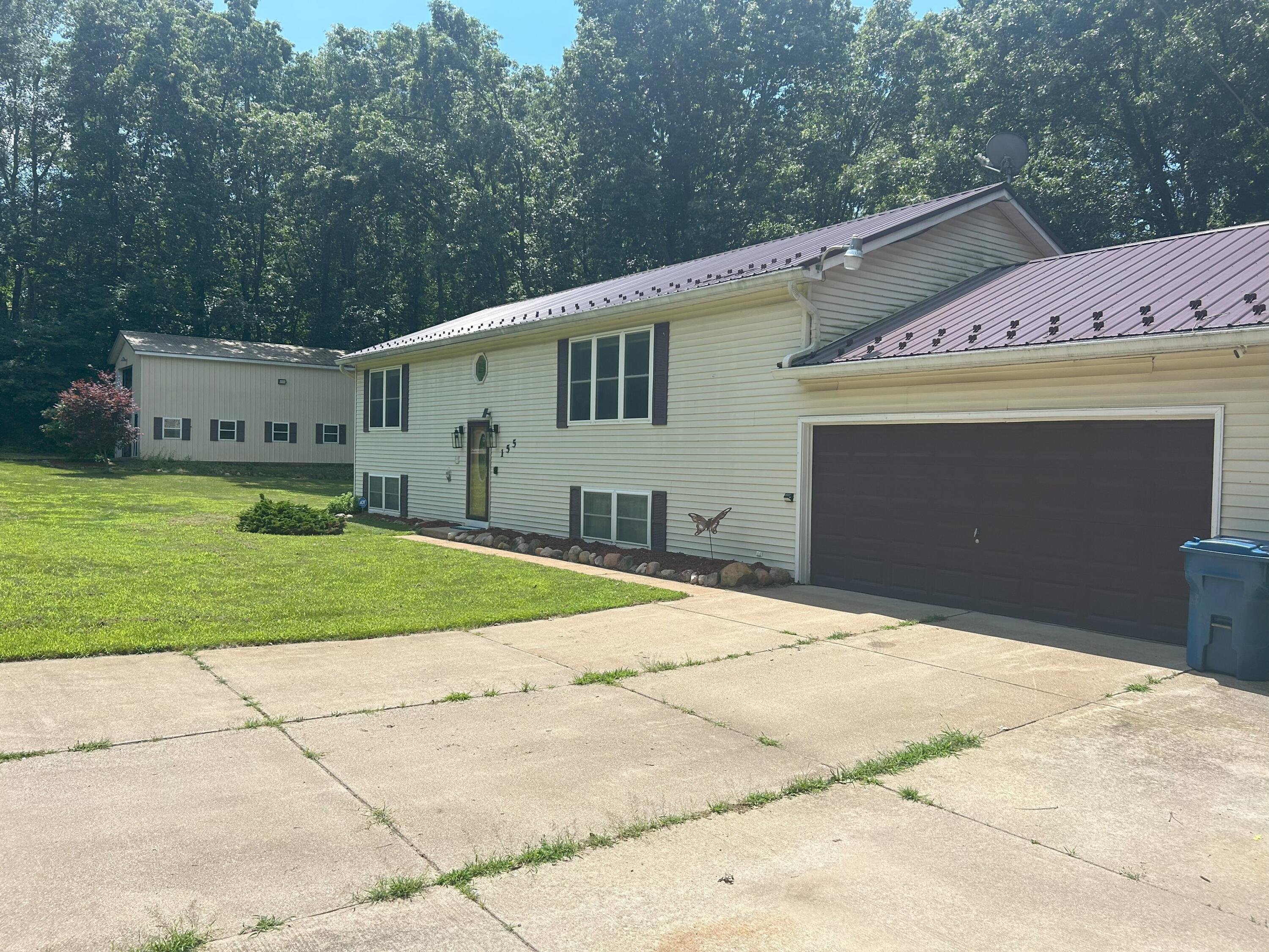 155 Lakeway Drive Drive