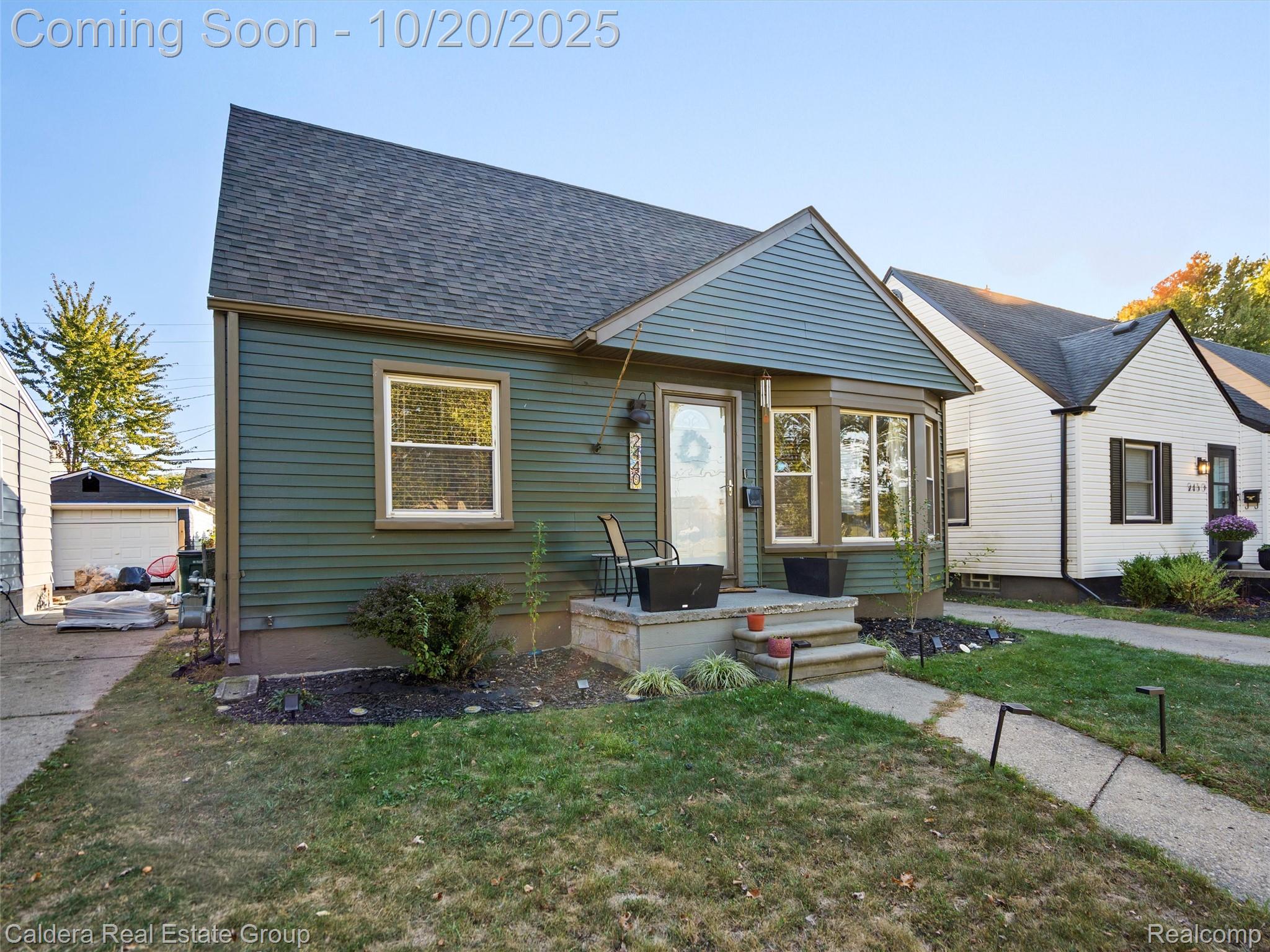 2440 Woodward Heights