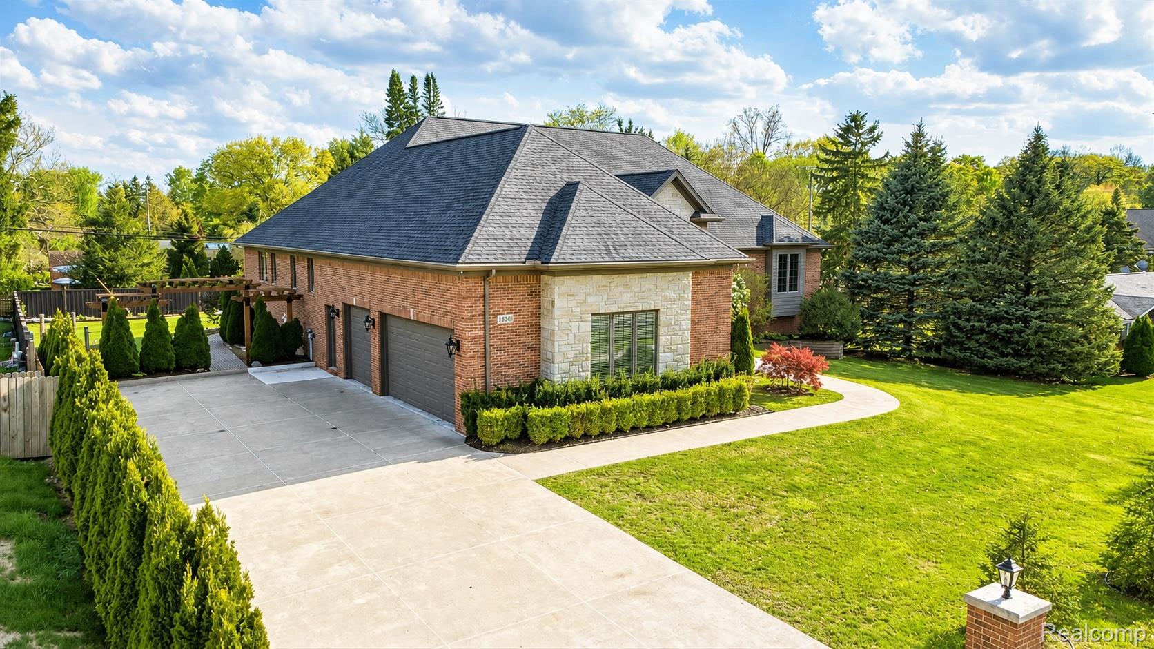 35339 W 13 Mile Road