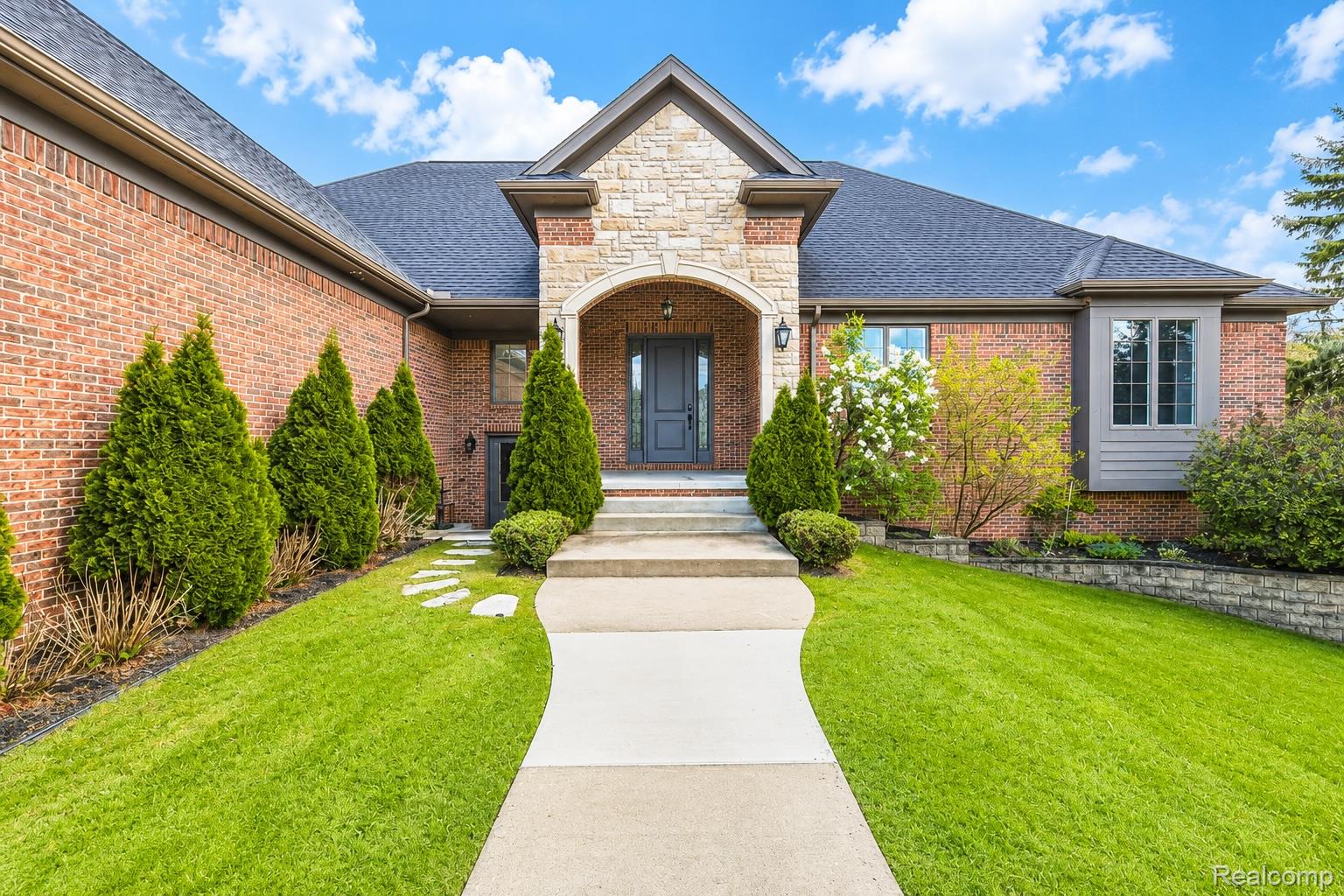35339 W 13 Mile Road