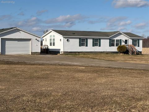 Tiny photo for 1313 E Murphy Lake Road, Rich Township, MI 48744 (MLS # 20261021562)