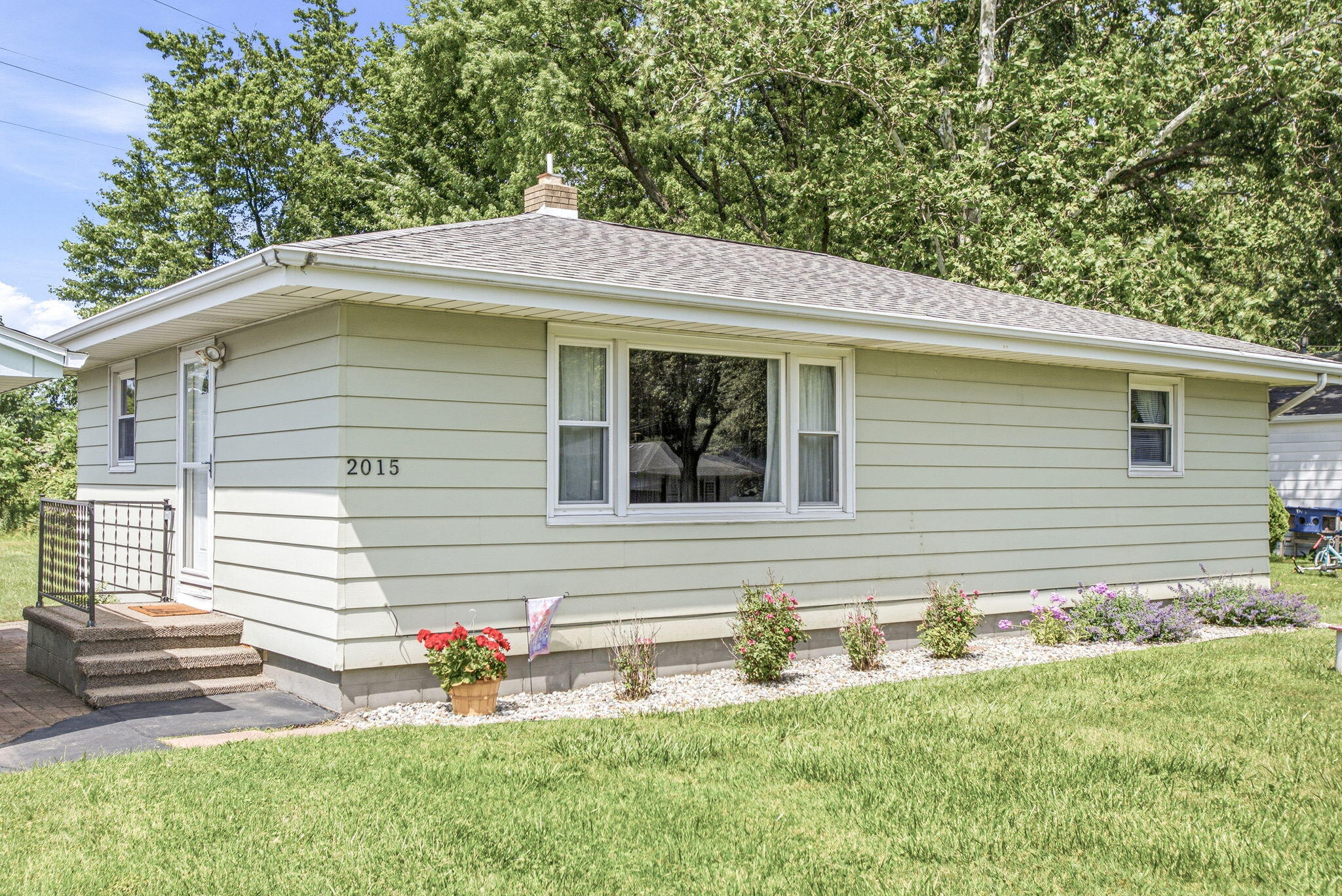 2015 Gaines Drive
