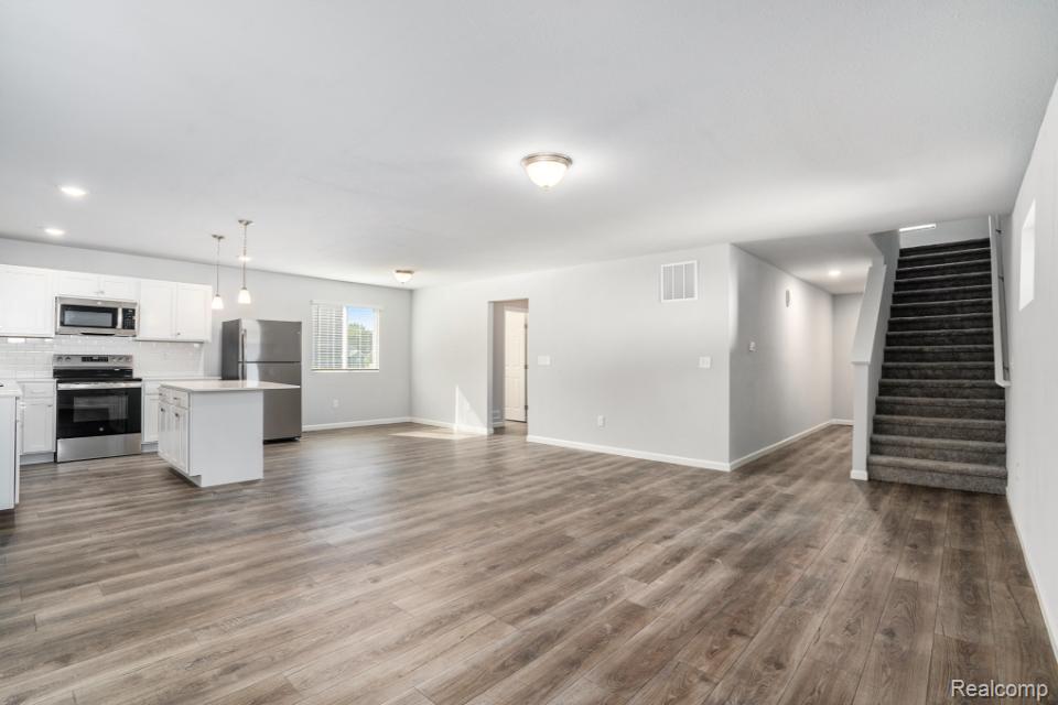 8157 Moonlight Creek Lane