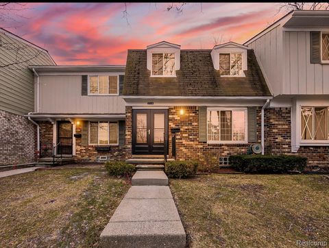 2134 Wickham Street Royal Oak Charter Township MI 48073