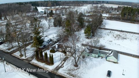 A home in ThomasTownship_Saginaw