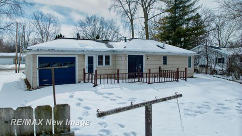 A home in ThomasTownship_Saginaw